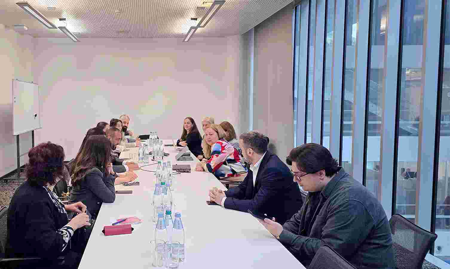 საგადახდო სისტემების დანერგვის წარმატებული გამოცდილების გასაზიარებლად საქართველოს ეროვნულ ბანკს სომხეთის ცენტრალური ბანკის დელეგაცია ეწვია