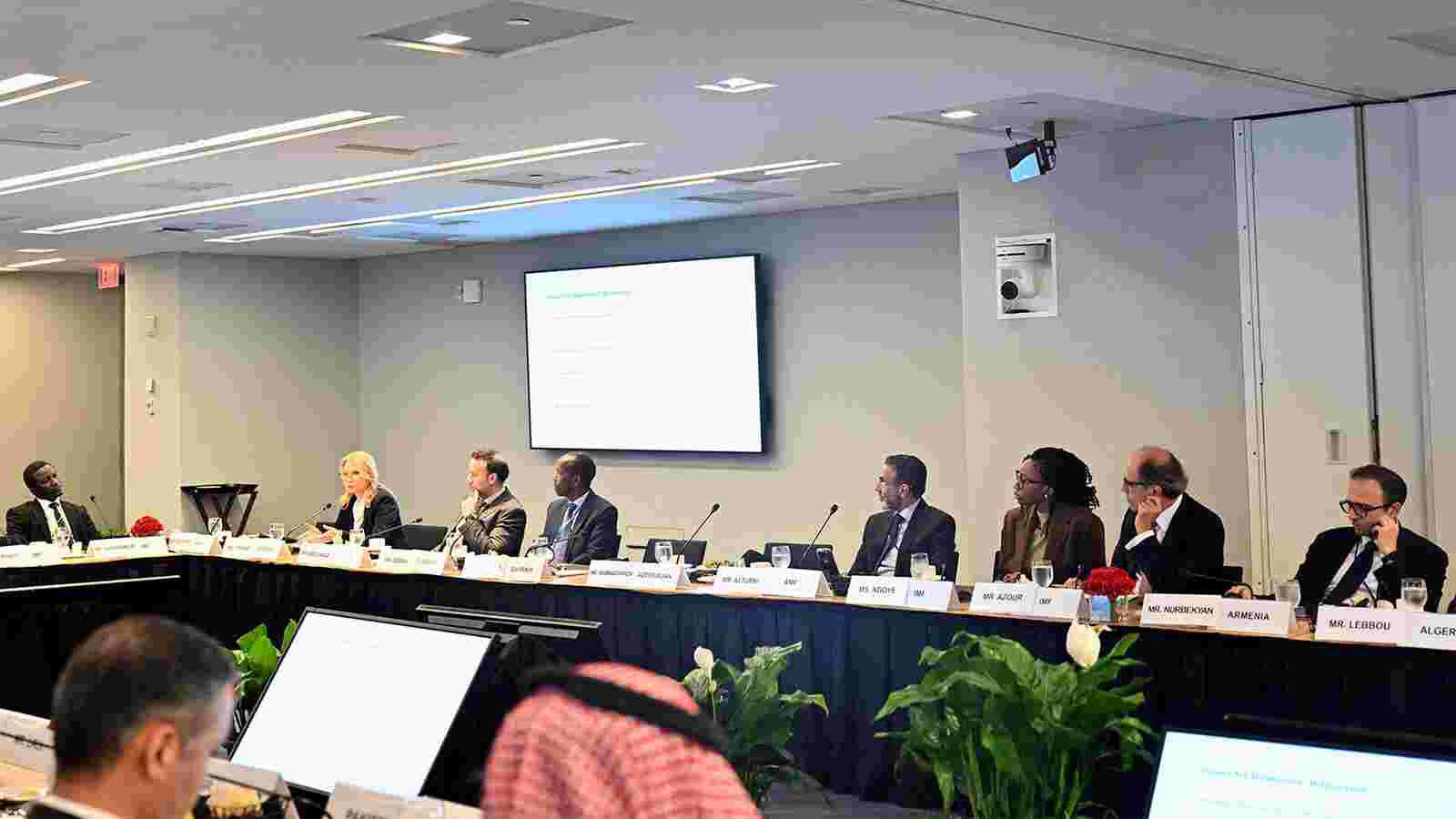 ნათია თურნავამ სსფ-სა და მსოფლიო ბანკის მიერ ორგანიზებულ ცენტრალური ბანკების ხელმძღვანელებისთვის გამართულ ღონისძიებაში მიიღო მონაწილეობა