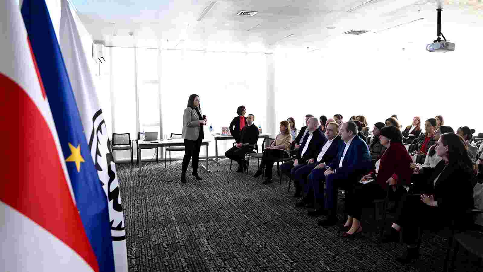 საქართველოს ეროვნულ ბანკში ფინანსური განათლების ეროვნული სტრატეგიის მართვის კომიტეტის სხდომა გაიმართა