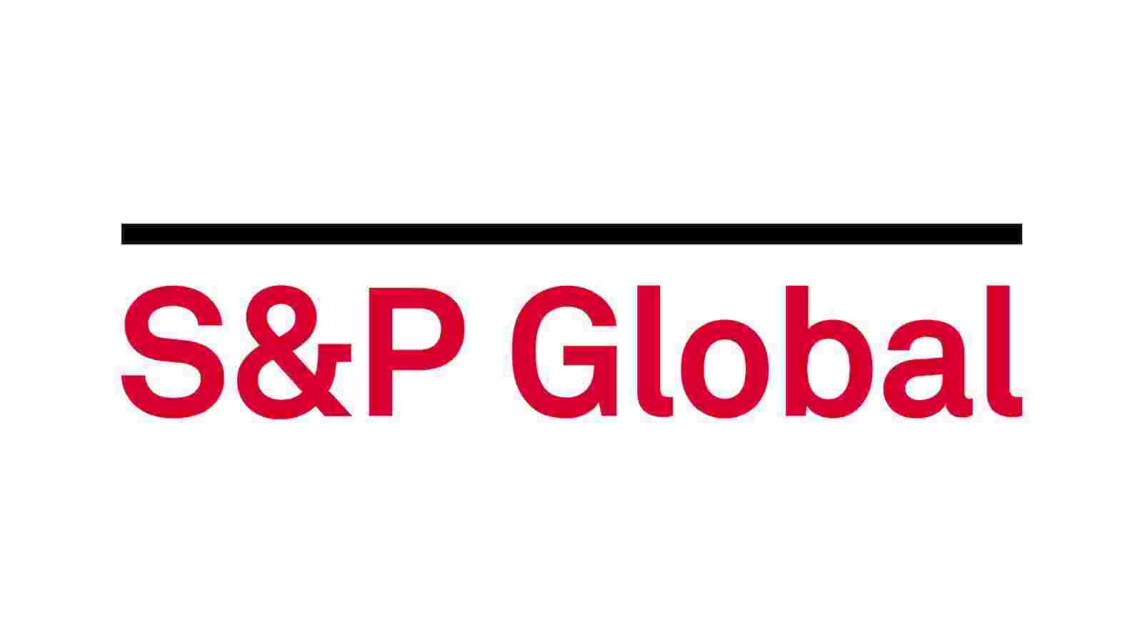 S&P Global Ratings-მა საქართველოს სუვერენული საკრედიტო რეიტინგი ''BB'' დონეზე შეინარჩუნა, ხოლო ძლიერი მაკროეკონომიკური ფუნდამენტური ფაქტორებისა და მნიშვნელოვნად გაზრდილი რეზერვების ფონზე, პერსპექტივა „სტაბილურიდან“ „პოზიტიურამდე“ გააუმჯობესა